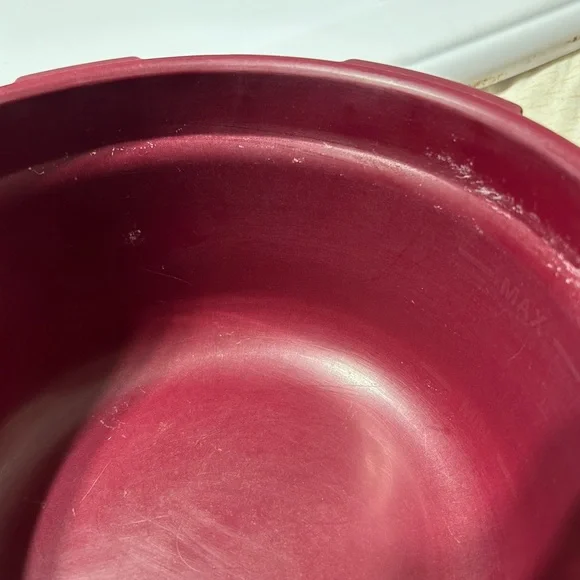 Tupperware Microwave Pressure Cooker - Picture 11 of 14